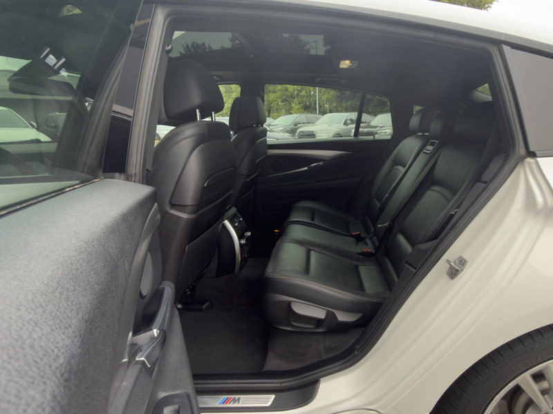 BMW 535 dxDr GT M SPORT SITZBEL+PANO+STNDH+HUD+360+20 — photo 26