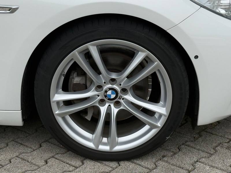 BMW 535 dxDr GT M SPORT SITZBEL+PANO+STNDH+HUD+360+20 — photo 39