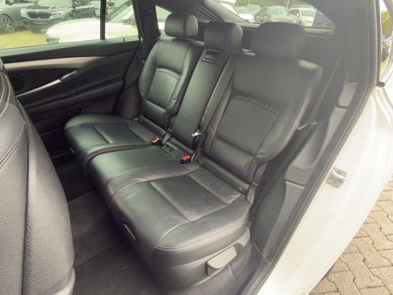 BMW 535 dxDr GT M SPORT SITZBEL+PANO+STNDH+HUD+360+20 — photo 27