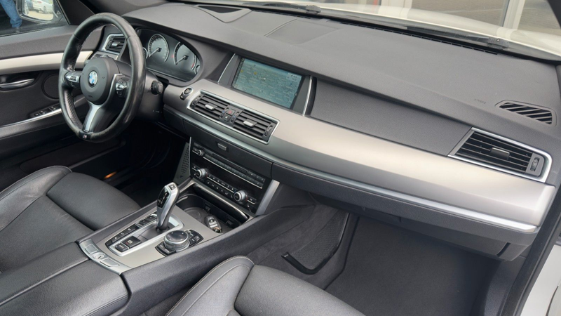 BMW 535 dxDr GT M SPORT SITZBEL+PANO+STNDH+HUD+360+20 — photo 12
