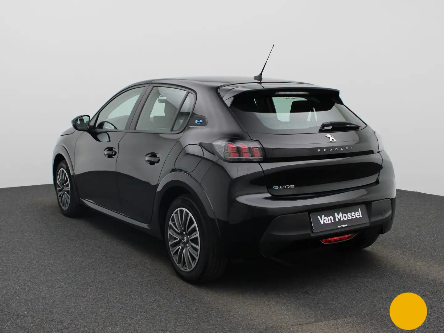 Peugeot e-208 e-208 Active Pack NAVI | LED | PDC | Apple Car Pla Zwart - 2