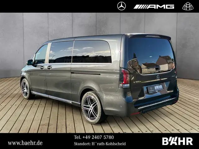 Mercedes-Benz V-Class view 3