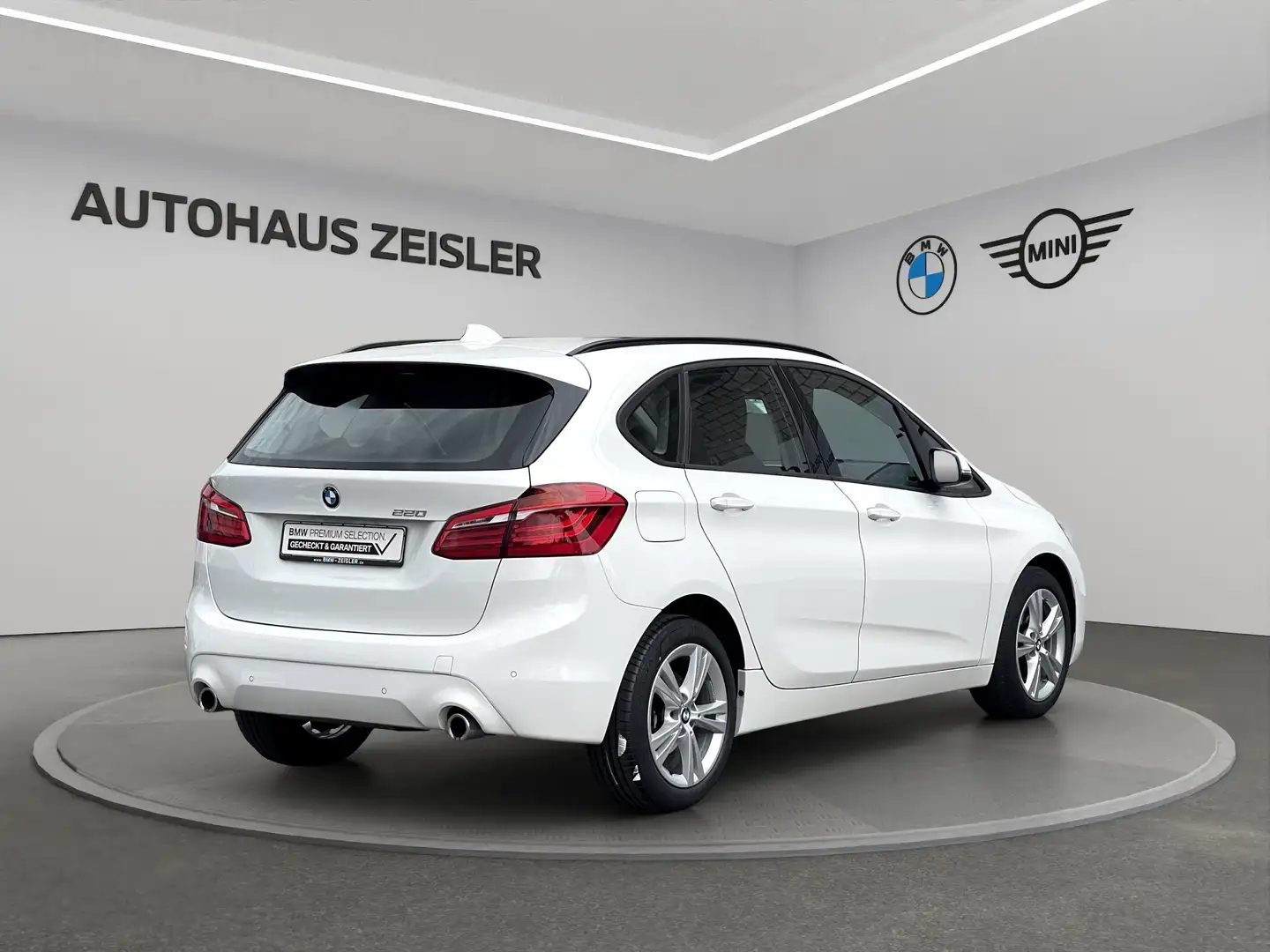 BMW 220 d Active Tourer Navi Sitzheizung Tempomat Weiß - 2