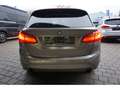 BMW 220 Active Tourer Aut. Navi LED Kamera Pano 17'' LM Kl Silber - thumbnail 6