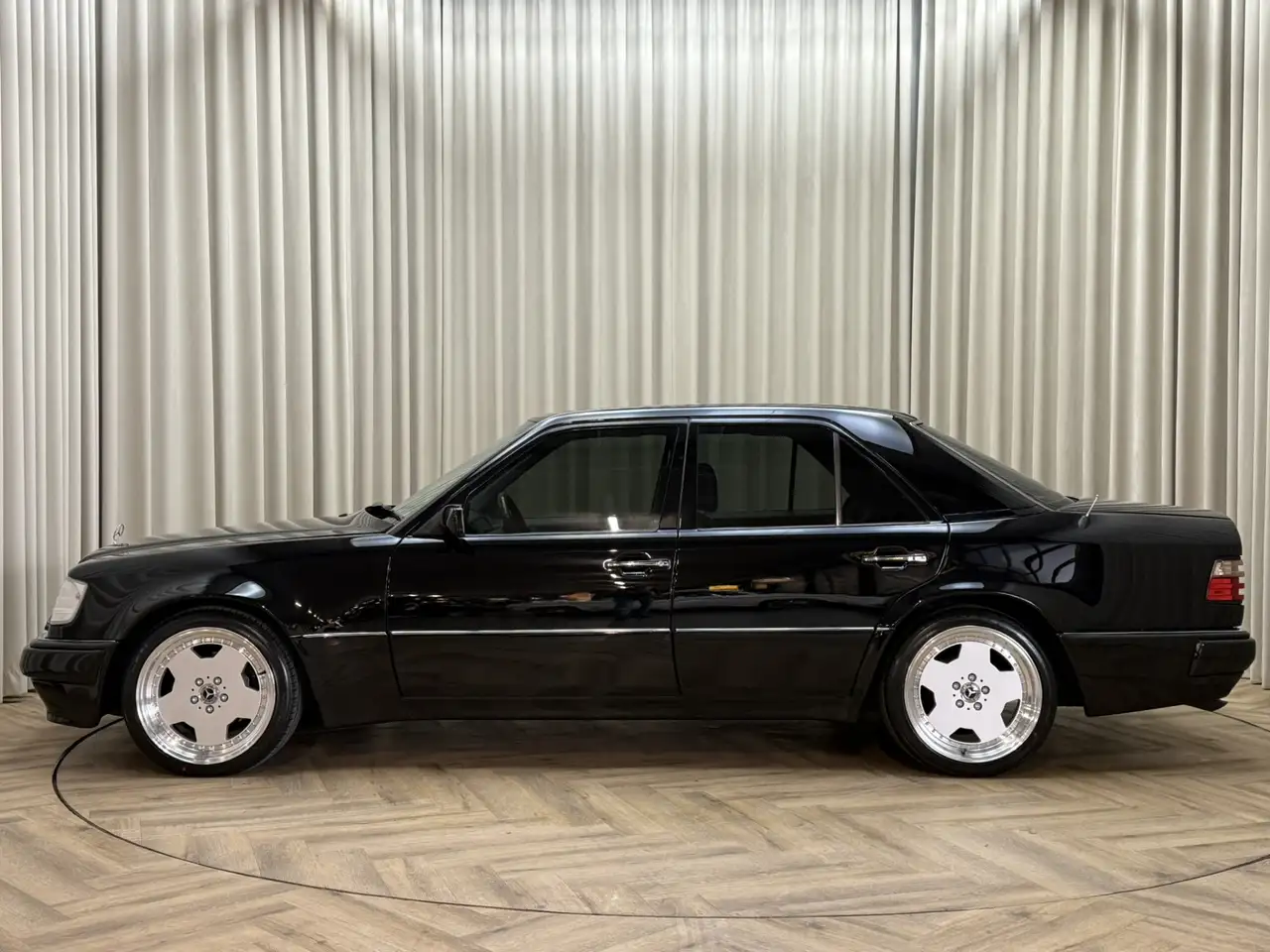 Mercedes-Benz 500 200-500 (W124) 500E / 5.0 V8 / 326 PK / AMG Aero I, foto 5