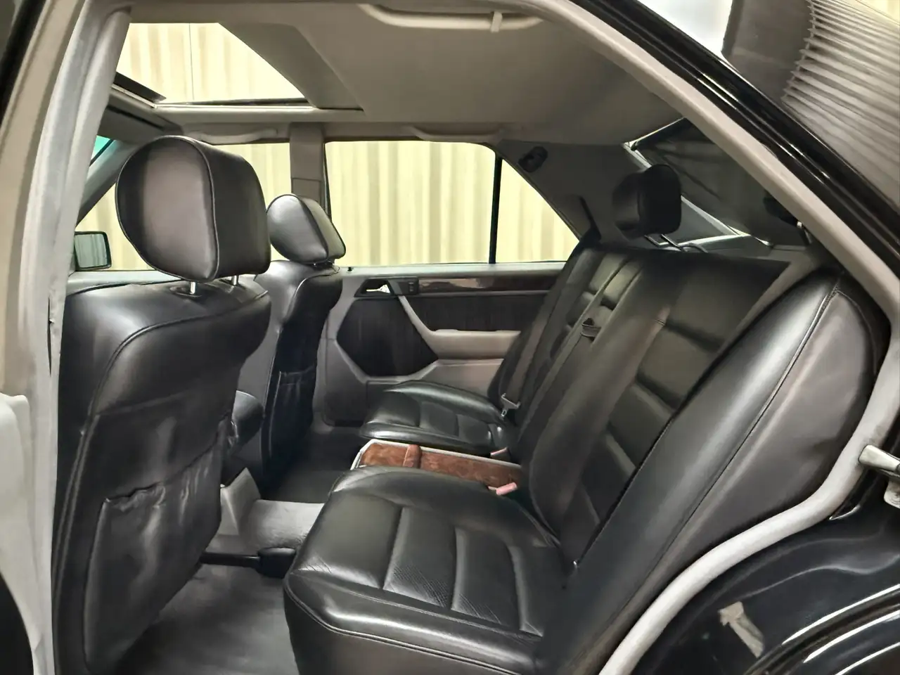 Mercedes-Benz 500 200-500 (W124) 500E / 5.0 V8 / 326 PK / AMG Aero I, foto 9