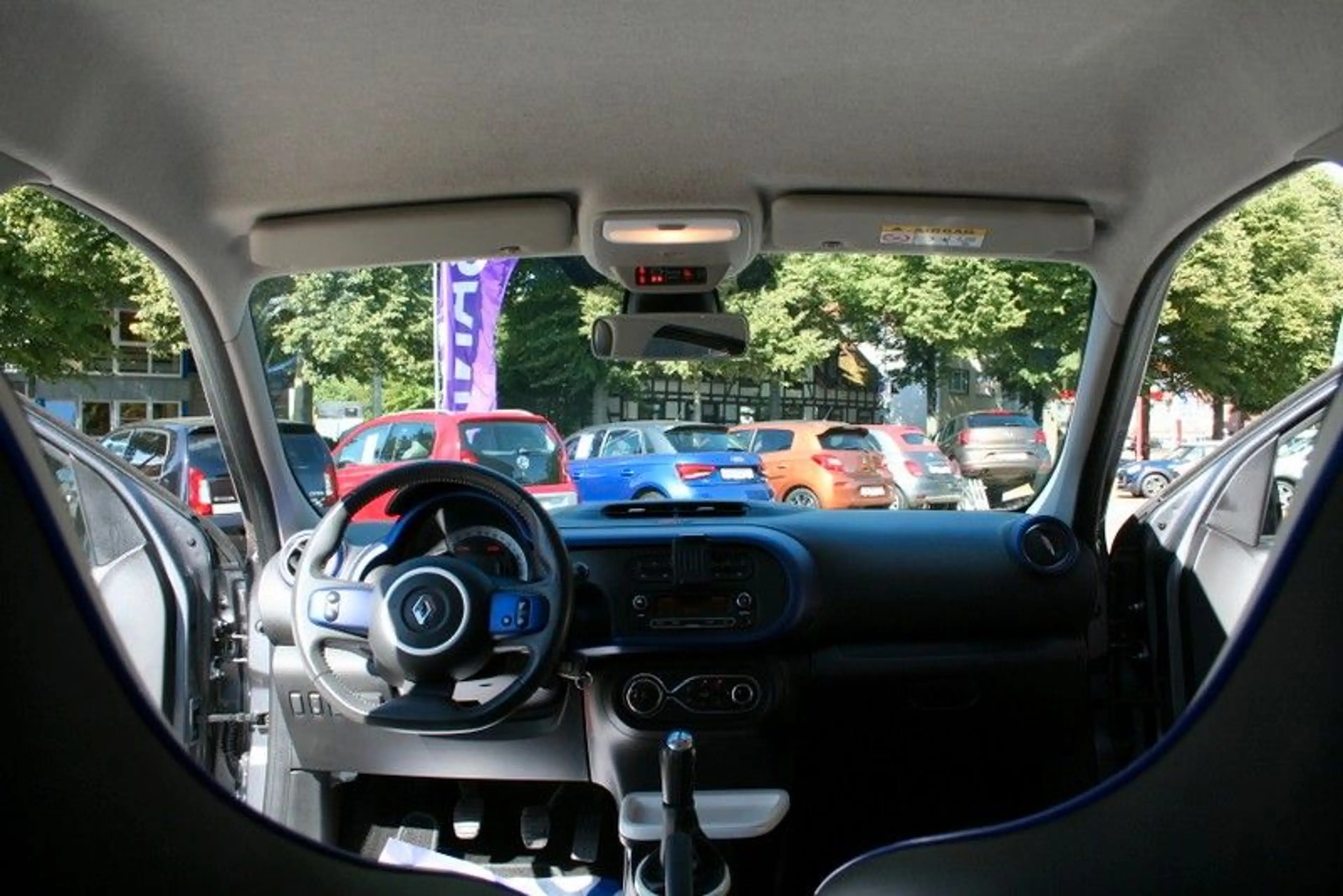 Renault Twingo Cosmic+69.000 KM+DAB+Klimaaut.+USB+Euro6+ — photo 6