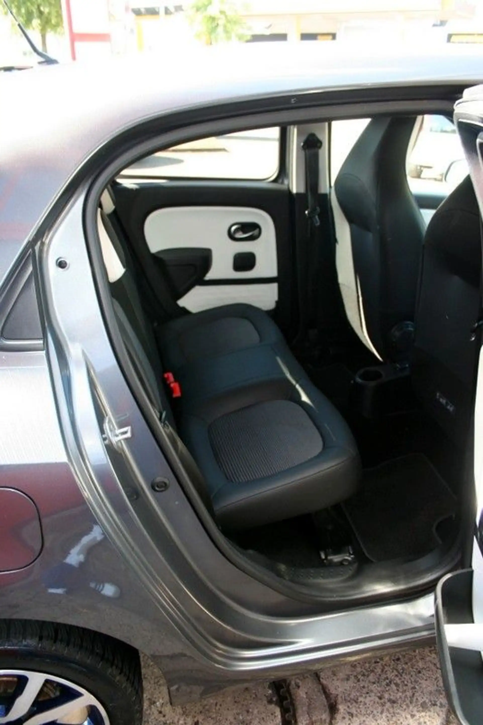 Renault Twingo Cosmic+69.000 KM+DAB+Klimaaut.+USB+Euro6+ — photo 7