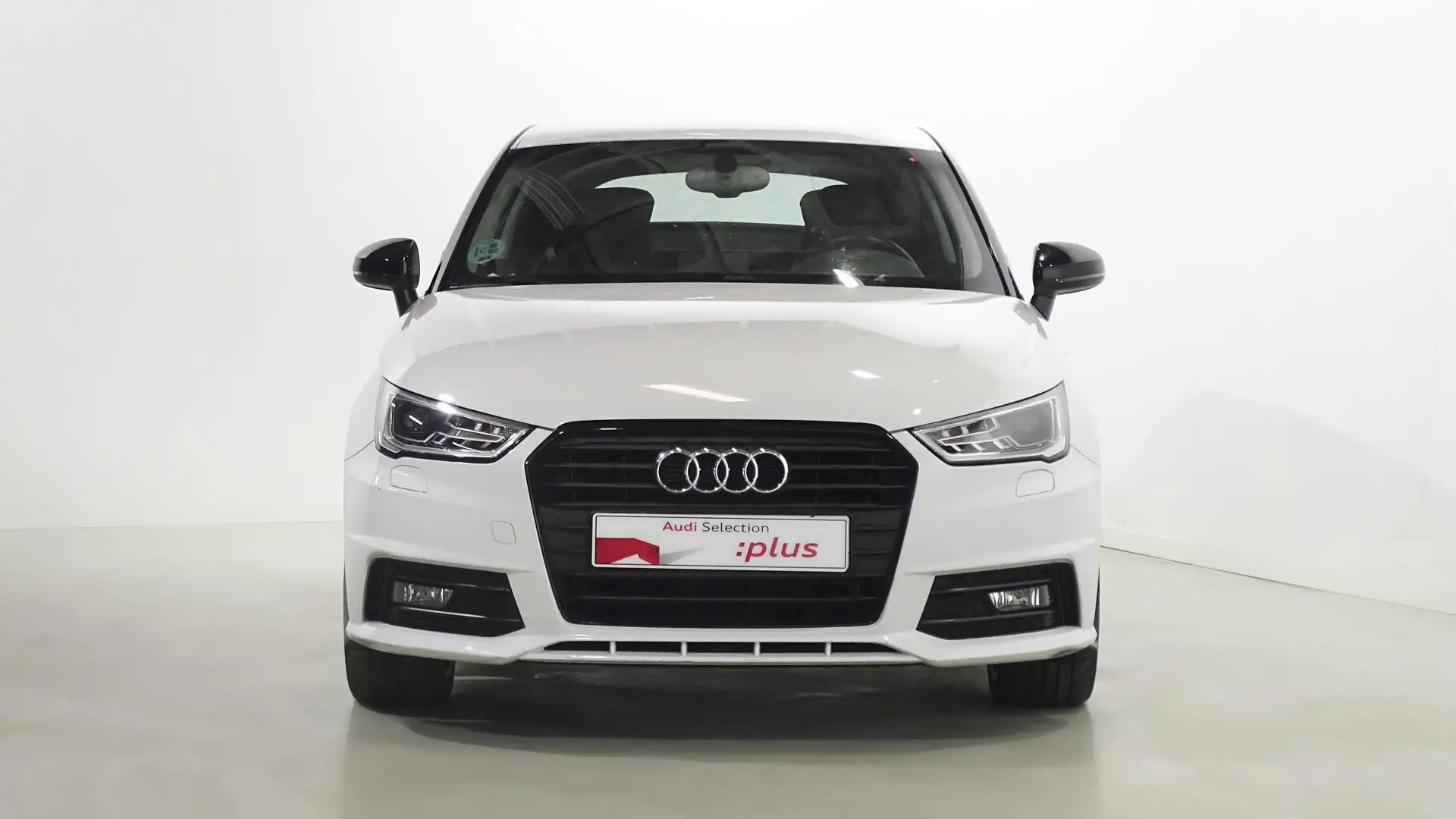 Audi A1 1.0 TFSI Attraction Wit - 2