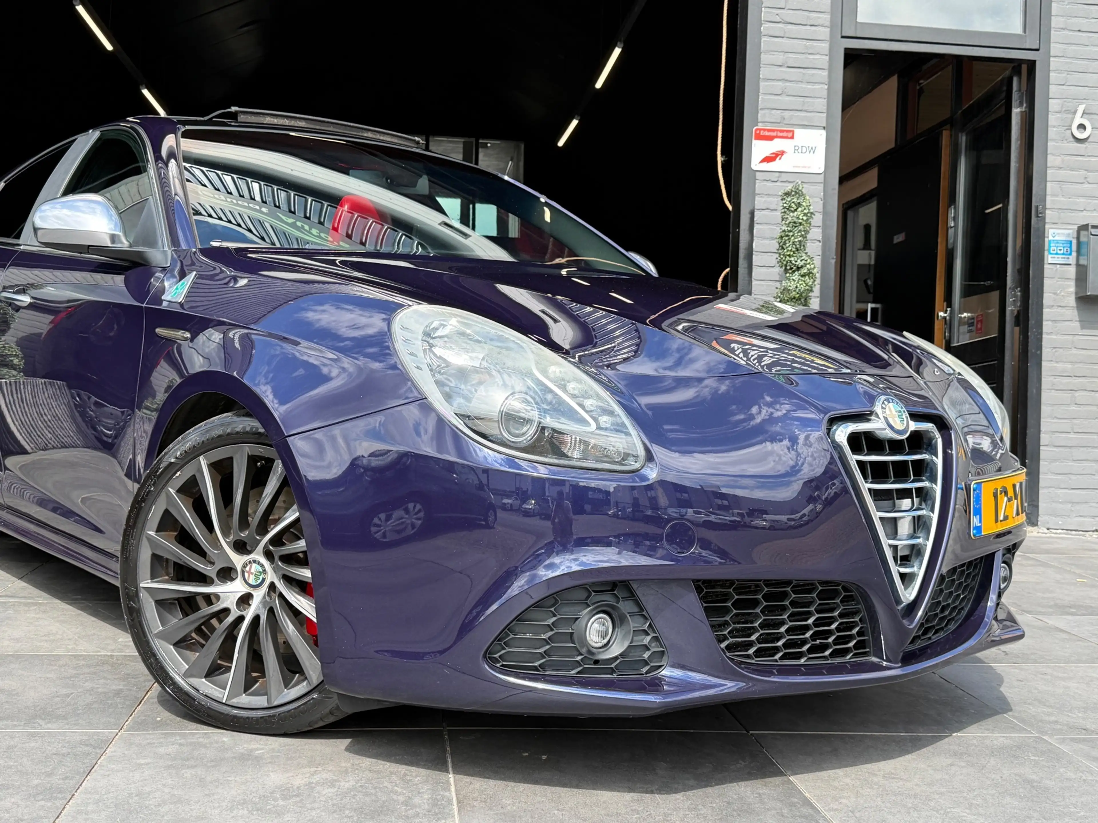 Alfa Romeo Giulietta 1.7 TBi Quadrifoglio Verde|Pano|Novitec — photo 4