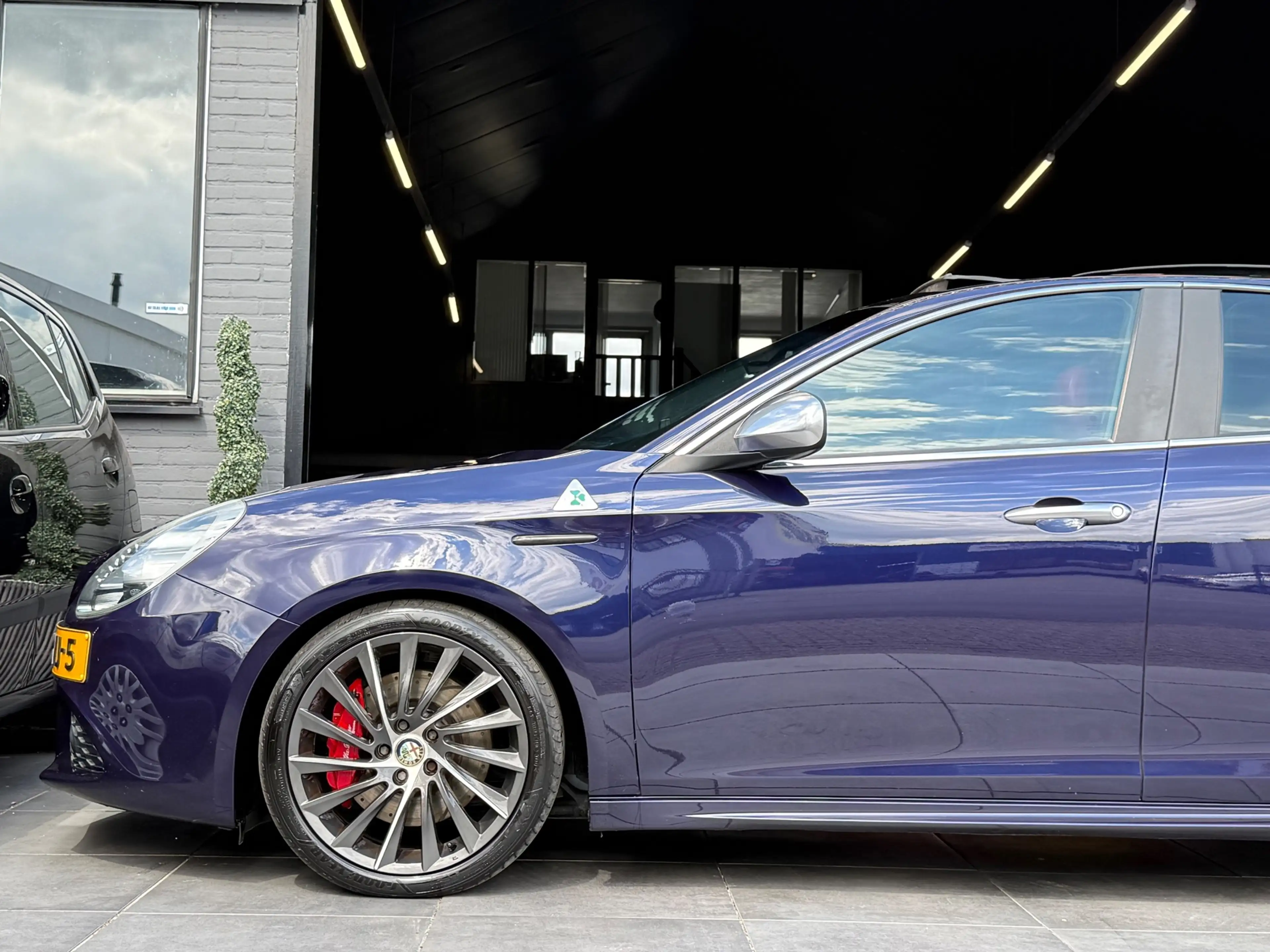 Alfa Romeo Giulietta 1.7 TBi Quadrifoglio Verde|Pano|Novitec — photo 11