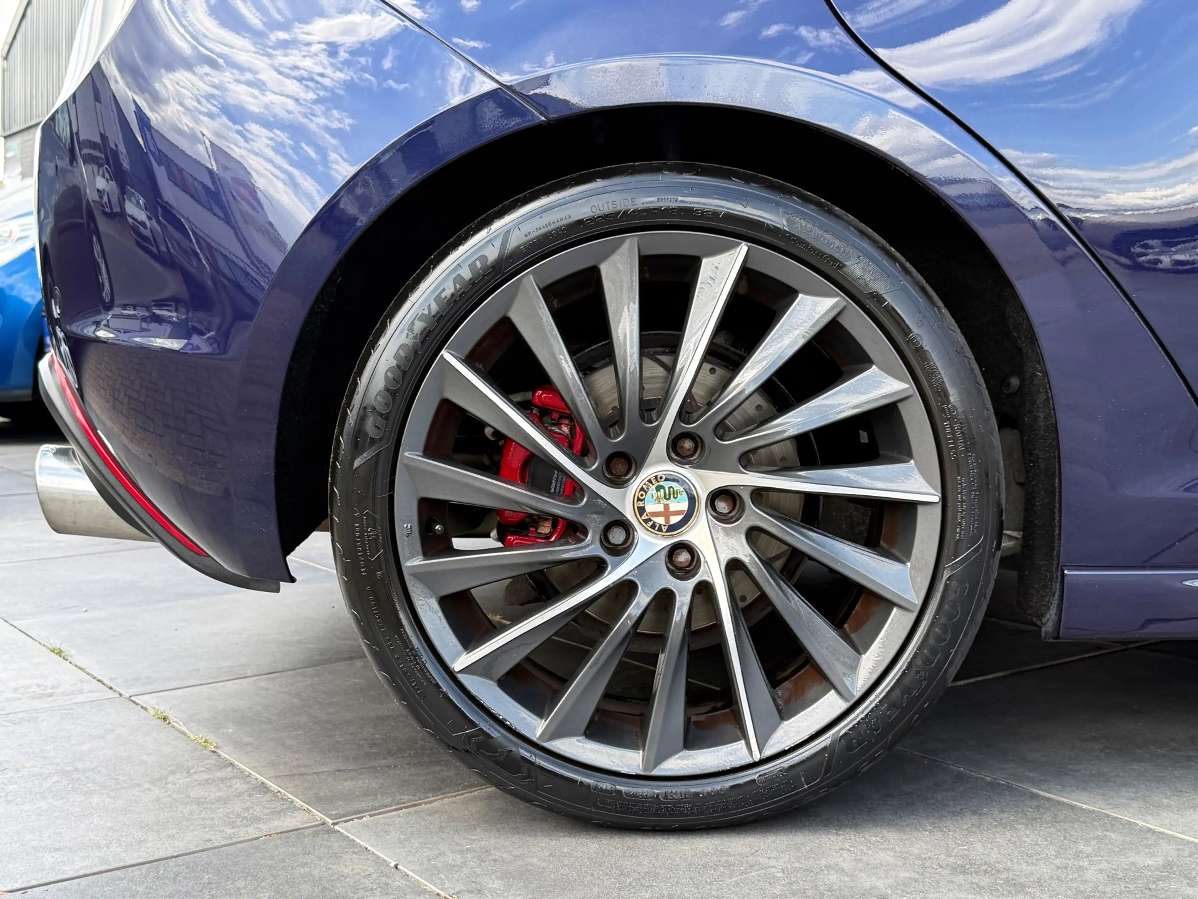 Alfa Romeo Giulietta 1.7 TBi Quadrifoglio Verde|Pano|Novitec — photo 24