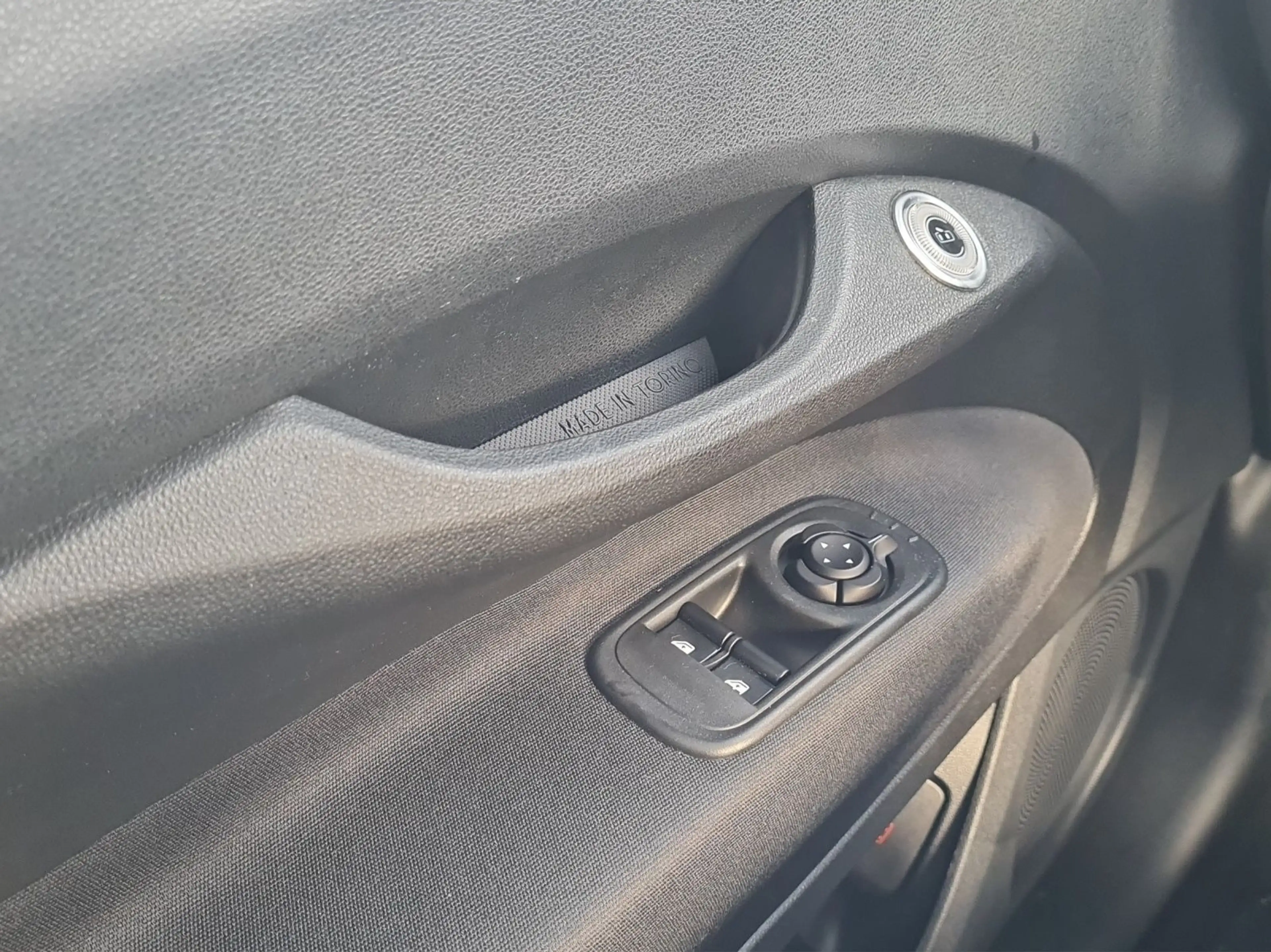 Fiat 500e RENT *SHZ*PDC*KAMERA*TEMPOMAT* — photo 13