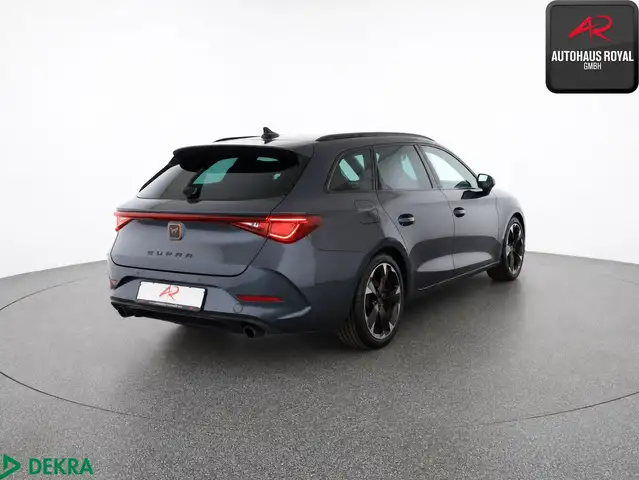 CUPRA Leon view 5