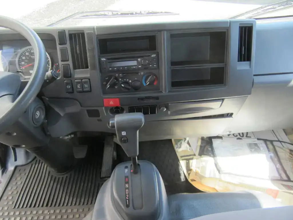 Isuzu Nrr 2020 photo 4