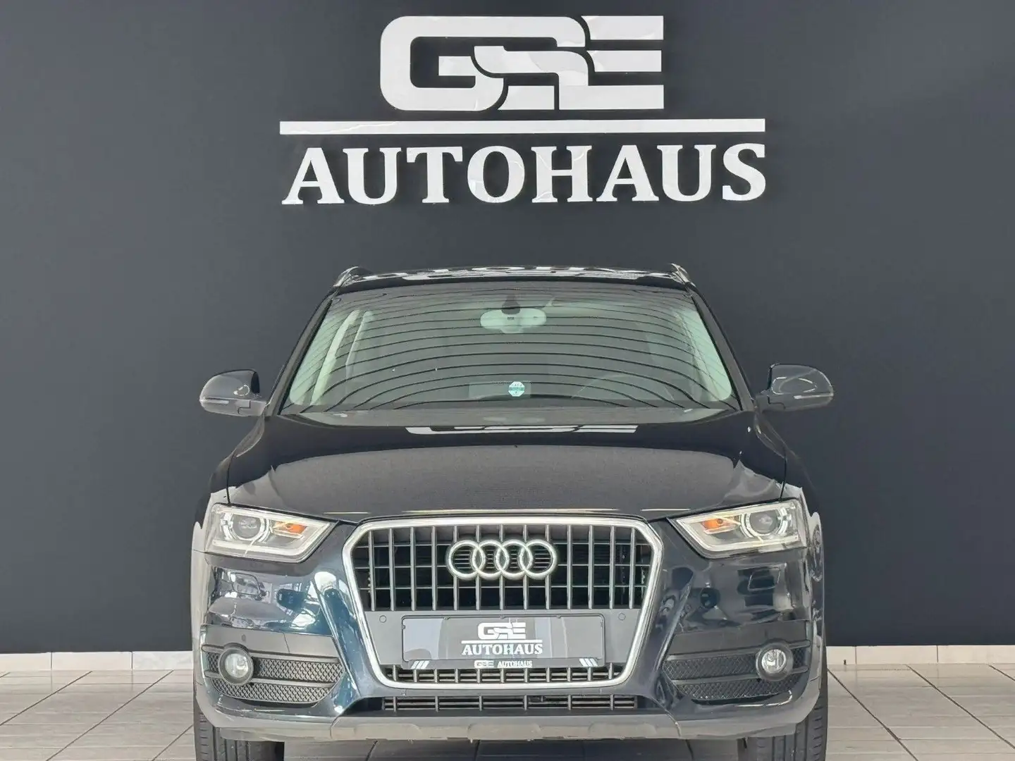 Audi Q3 2.0 TDI*Navi*Temp*Shz*Pdc* Blau - 2