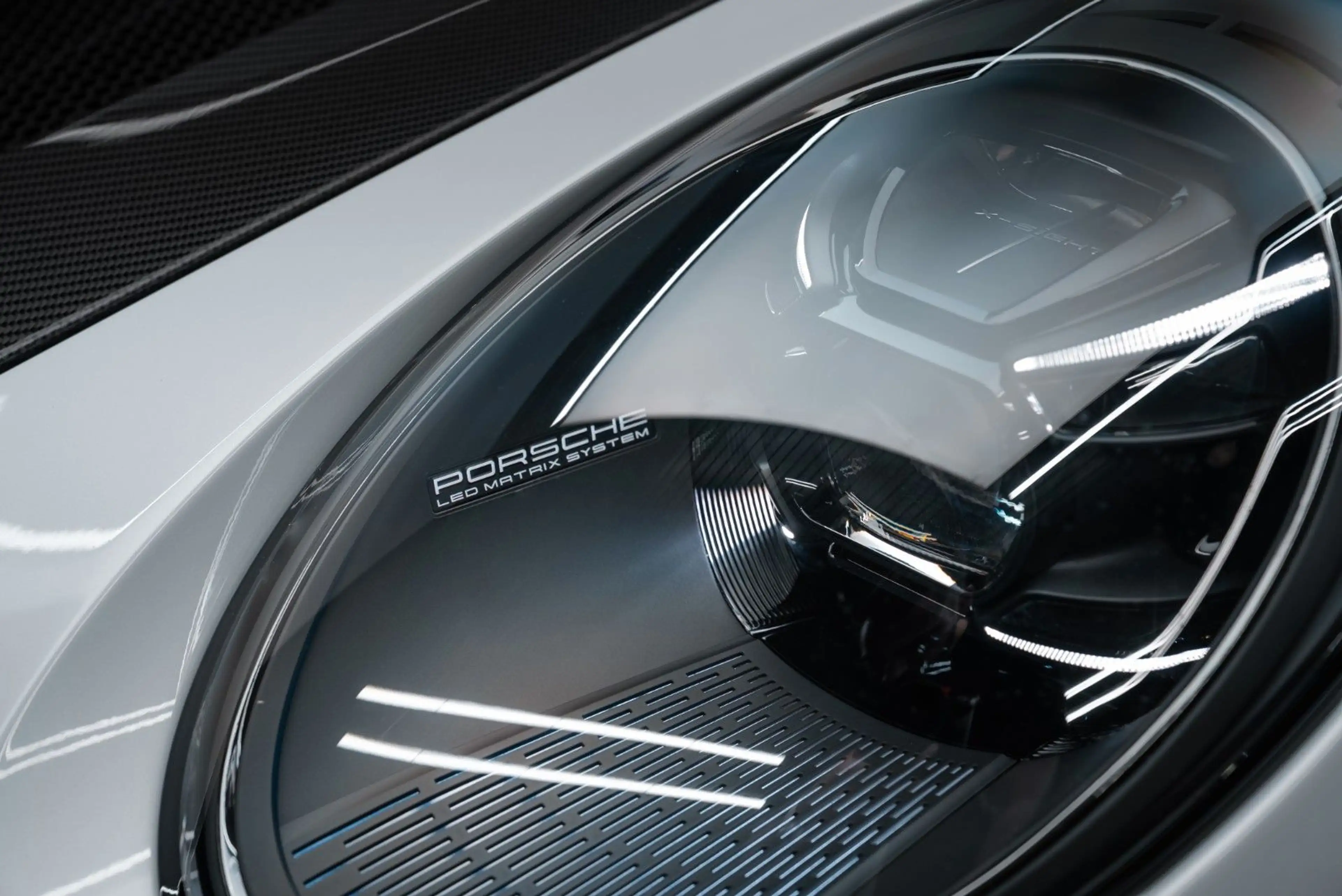 Porsche 992 GT3RS WEISSACH/PCCB/LIFT/APPROVED28 — photo 9