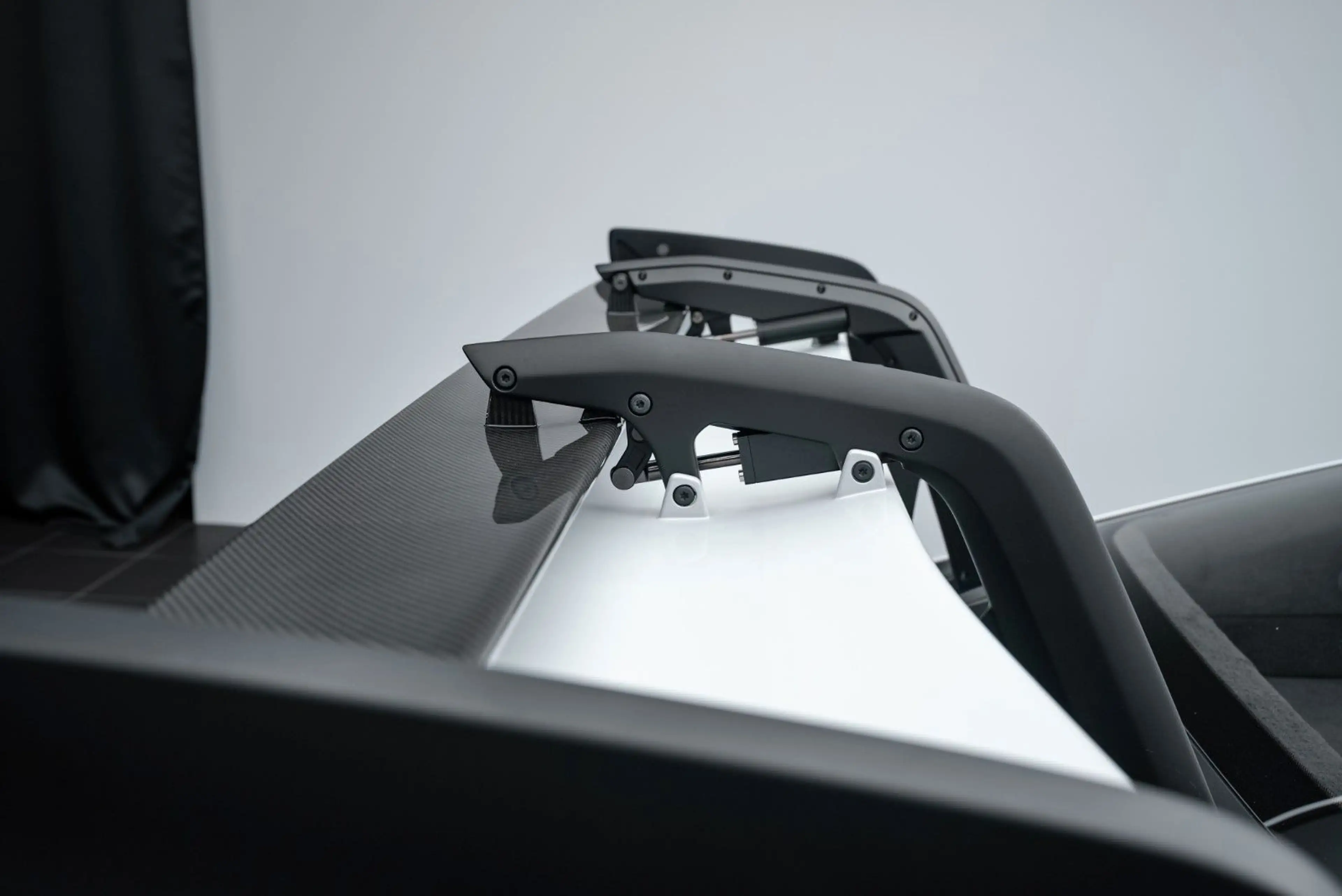 Porsche 992 GT3RS WEISSACH/PCCB/LIFT/APPROVED28 — photo 10