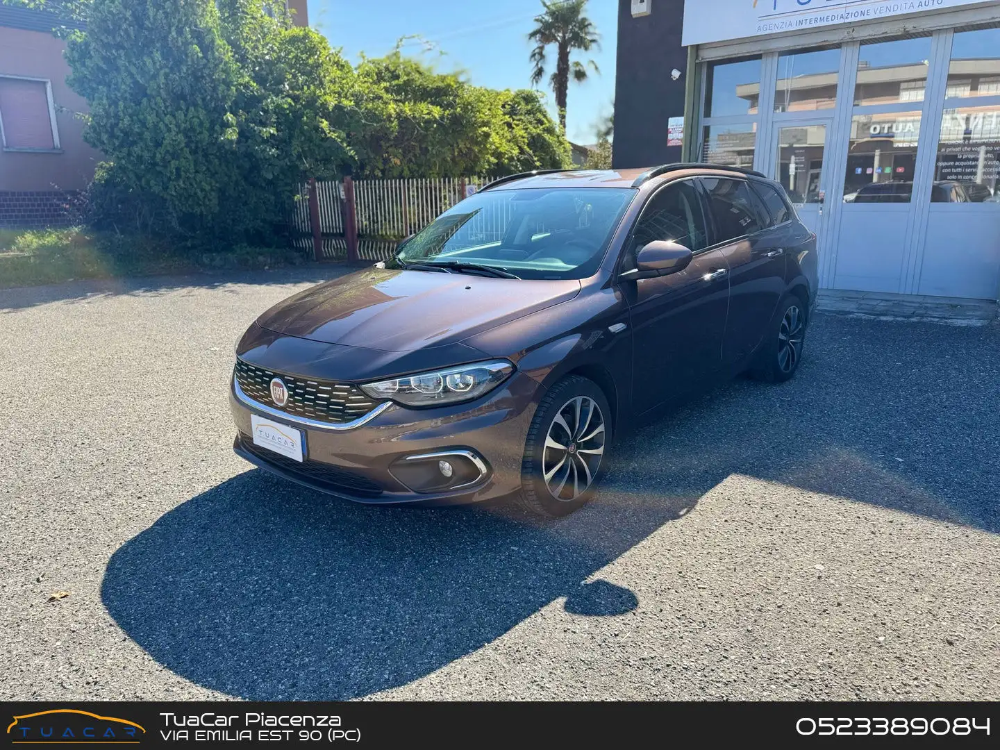 Fiat Tipo Lounge 1.6 Multijet Bronze - 1