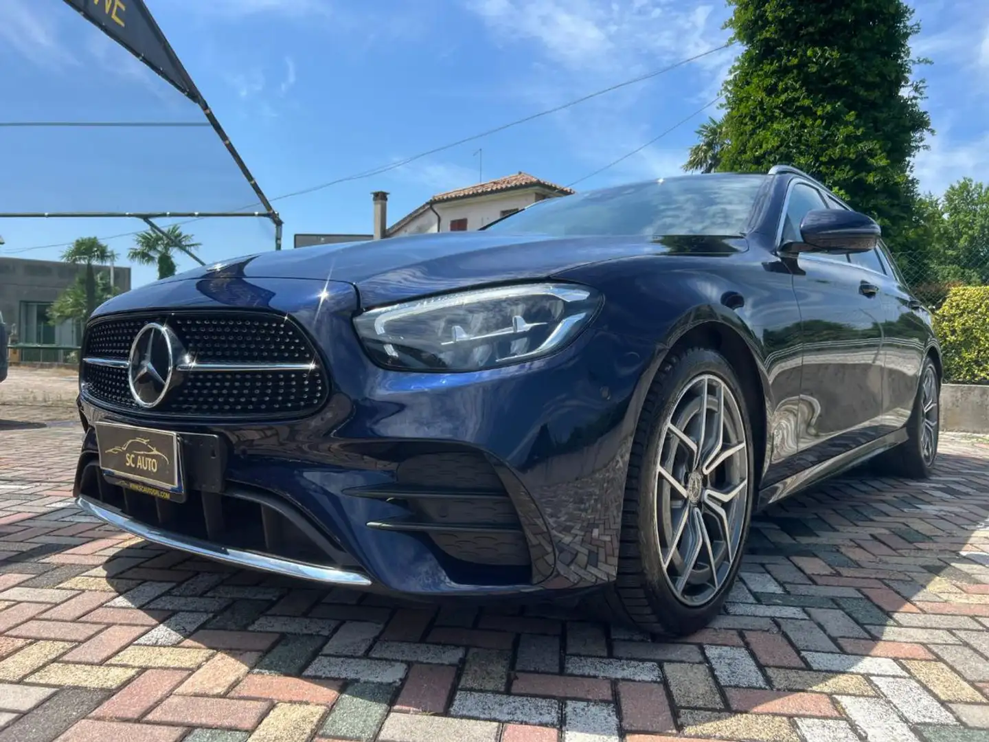 Mercedes-Benz E 220 d S.W. 4Matic Auto Premium Plus Blau - 1
