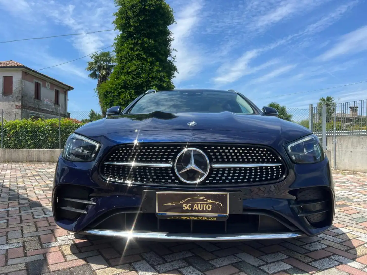 Mercedes-Benz E 220 d S.W. 4Matic Auto Premium Plus Blau - 2
