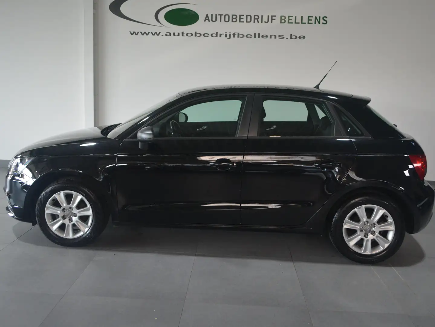 Audi A1 A1 1.2 TFSI Sportback Attrac. BUITENGEWONE TOPST. Nero - 1