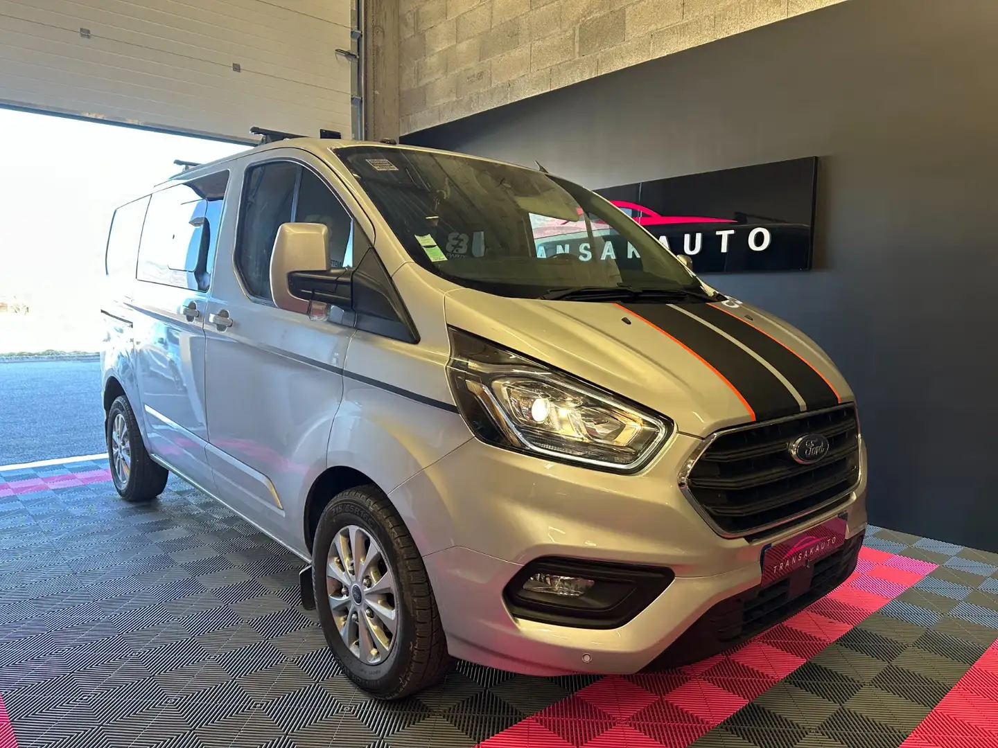 Ford Transit Custom LIMITED Gris - 2