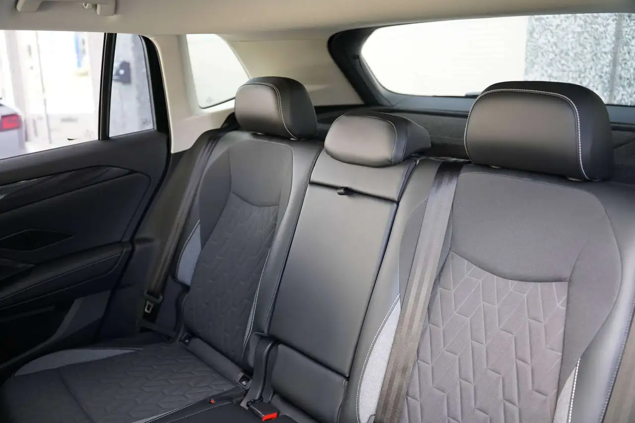 Volkswagen Tiguan 1.5 TSI GOAL * DODEHOEK / TREKHAAK / 360° CAMERA / ADAPTIEVE CRUISE CONTROL, миниатюра 7