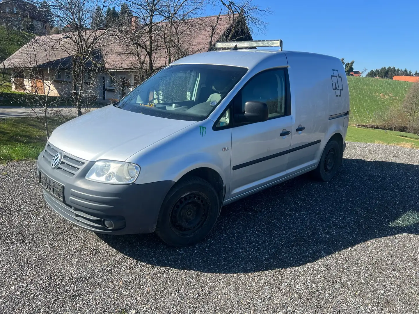 Volkswagen Caddy Kombi 1,9 TDI D-PF - 2