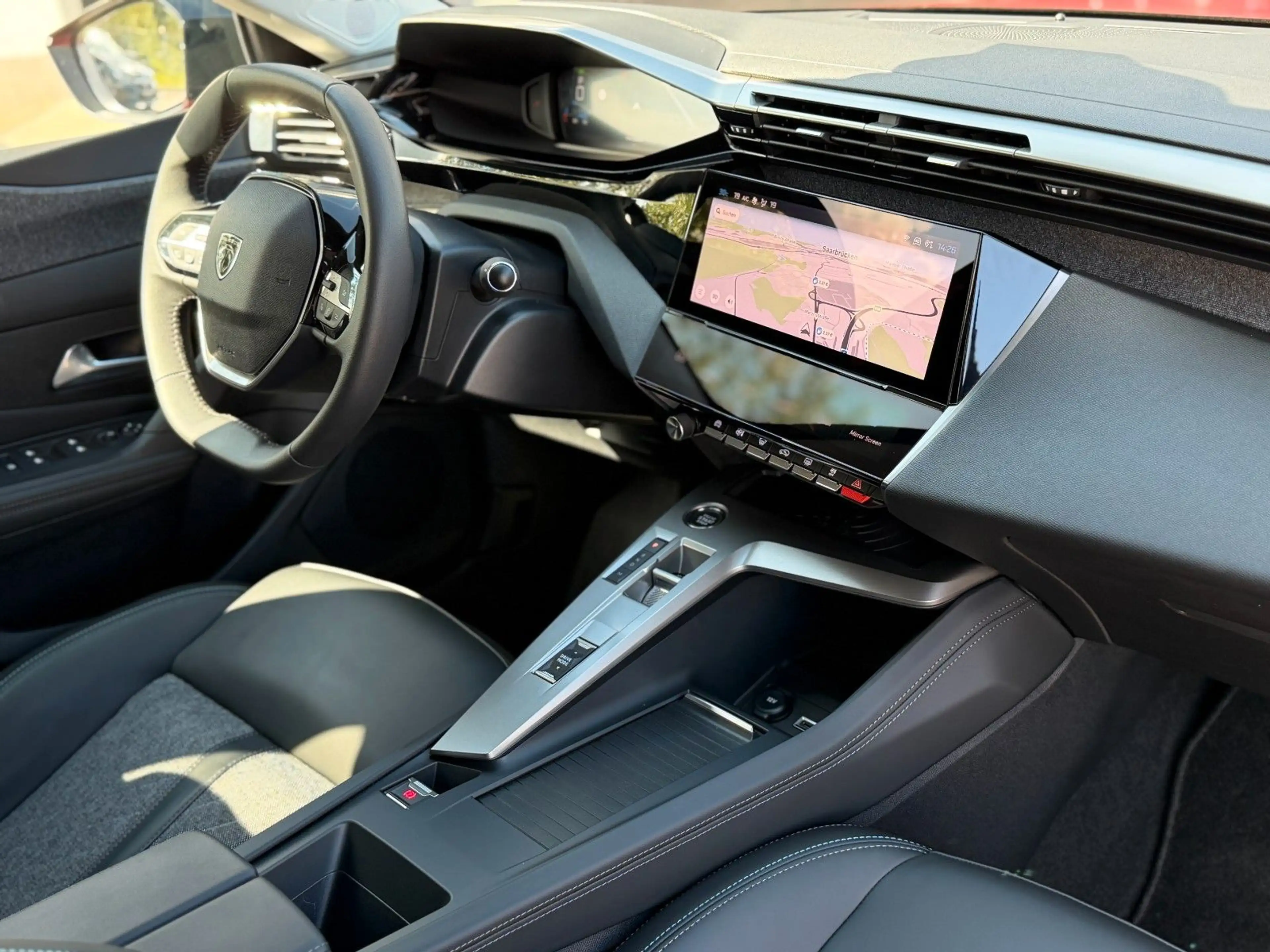Peugeot 408 PureTech 130 Allure Pack MwSt/ACC/CAM/SHZ — photo 15