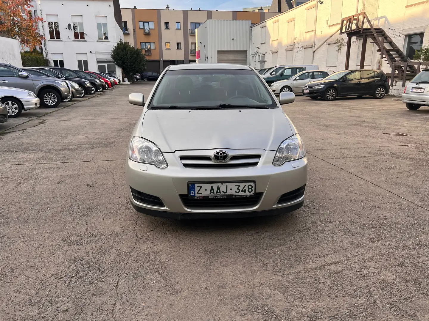 Toyota Corolla 1.6i VVT-i 16v Linea Luna Beige - 1