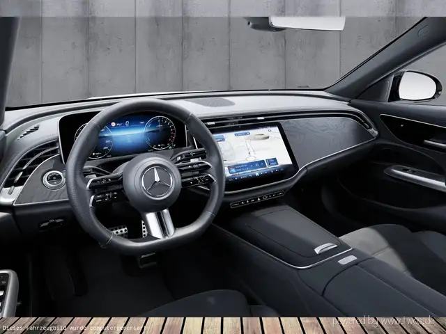 Mercedes-Benz E-Class view 5
