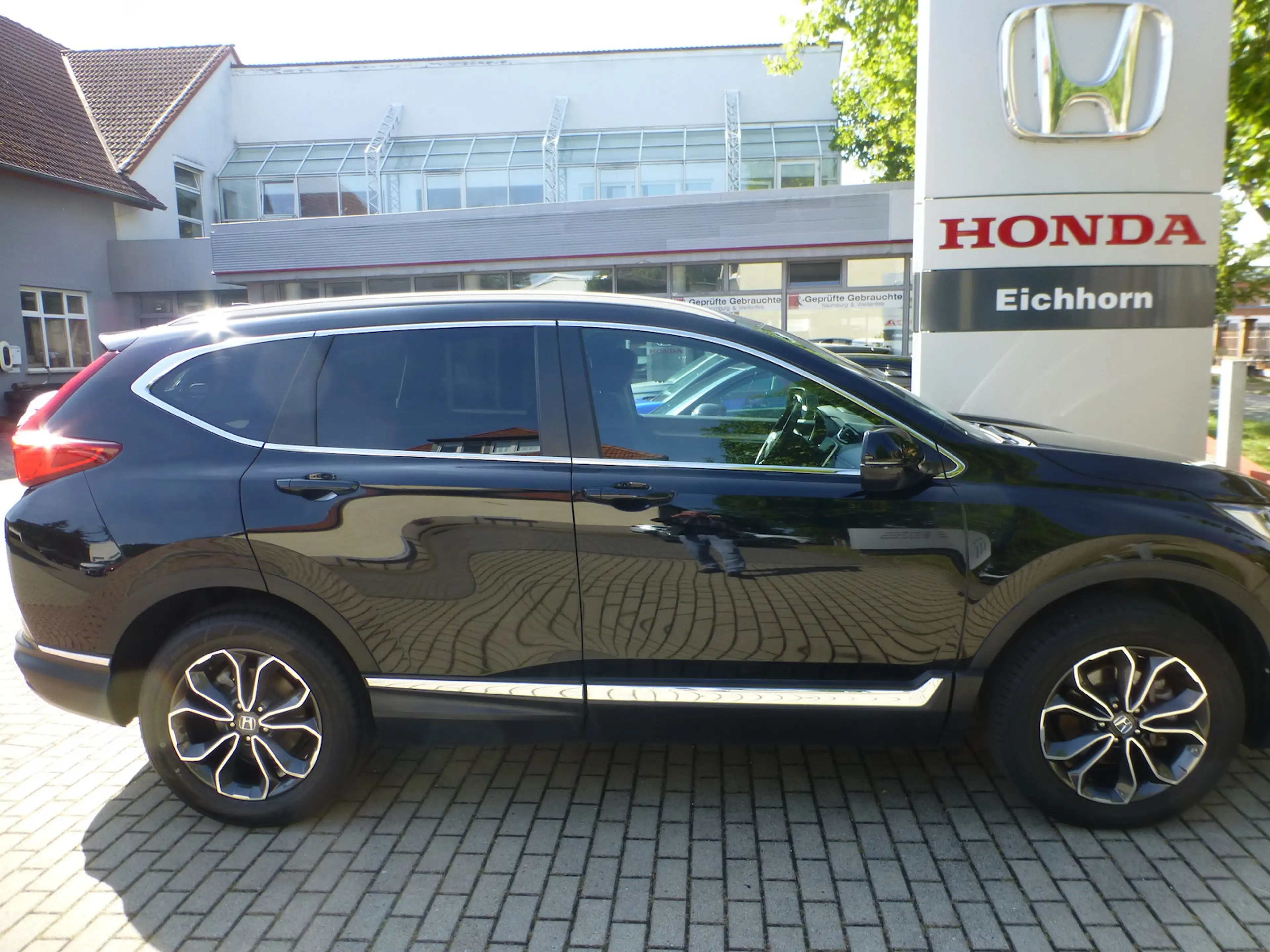 Honda CR-V 2,0 i-MMD HYBRID 4WD Executive — photo 2