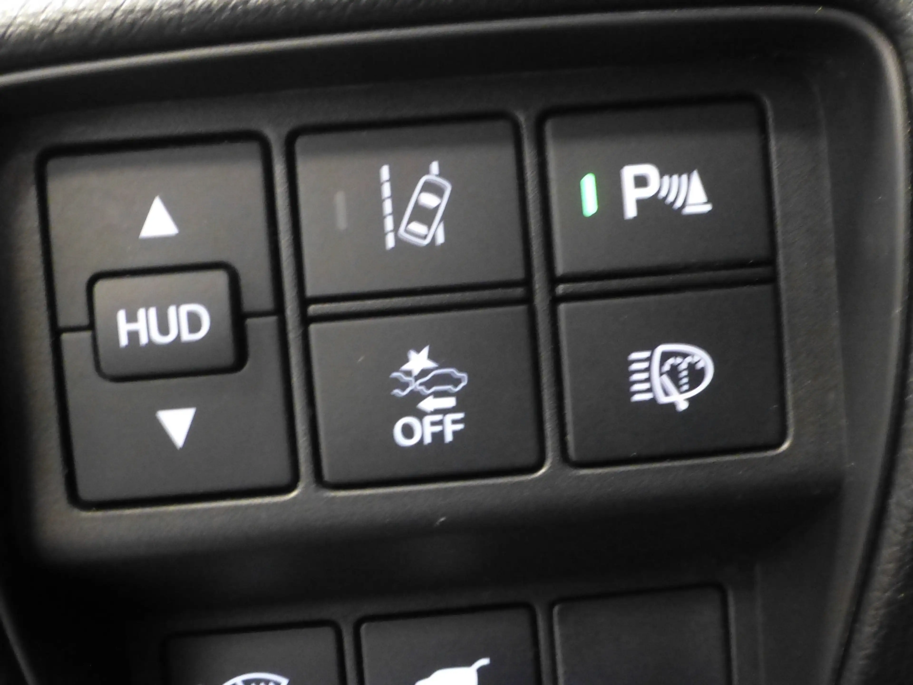 Honda CR-V 2,0 i-MMD HYBRID 4WD Executive — photo 8