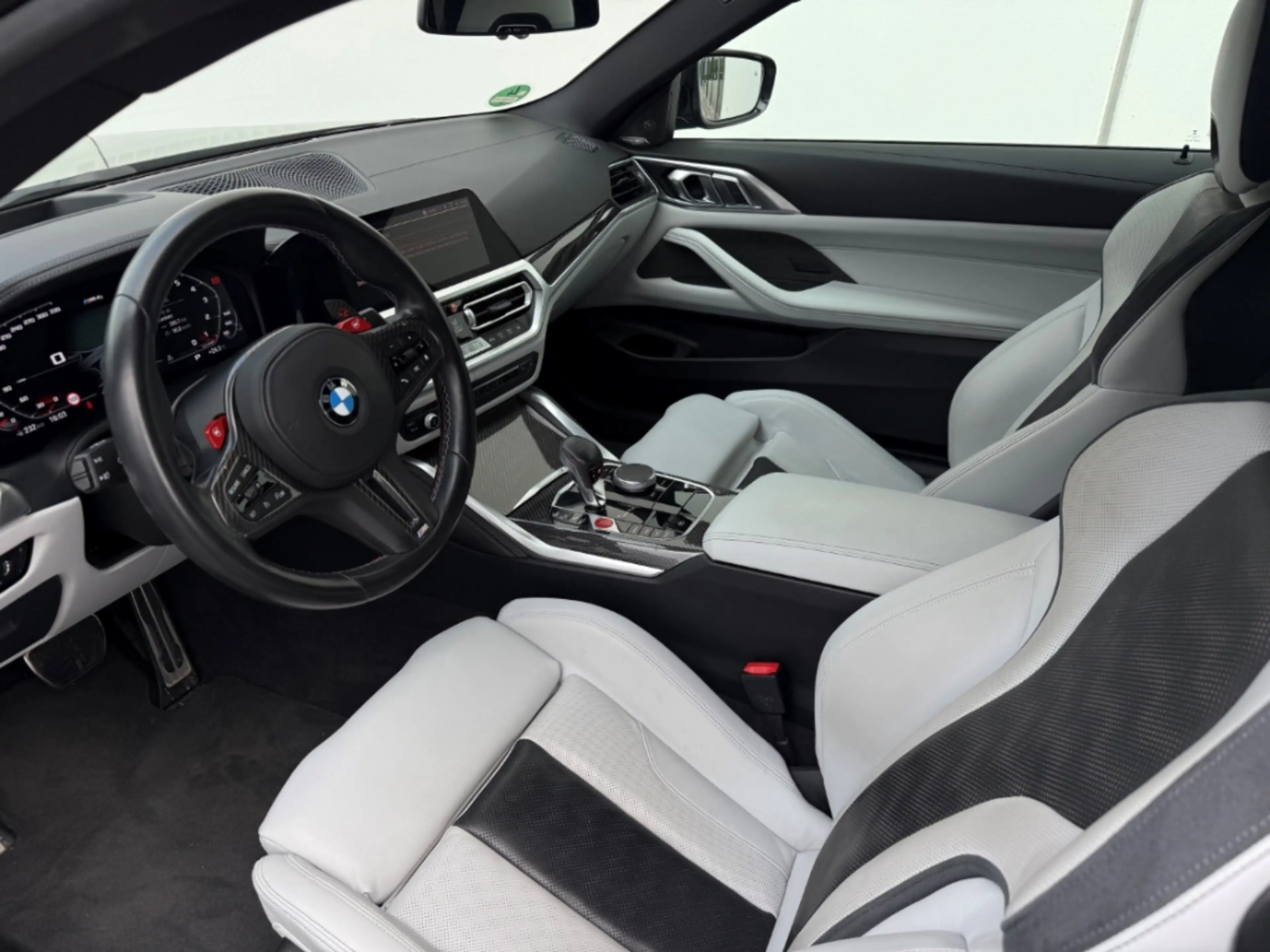 BMW M4 Competition xDrive A M HUD AD Navi Leder Digitales — photo 6