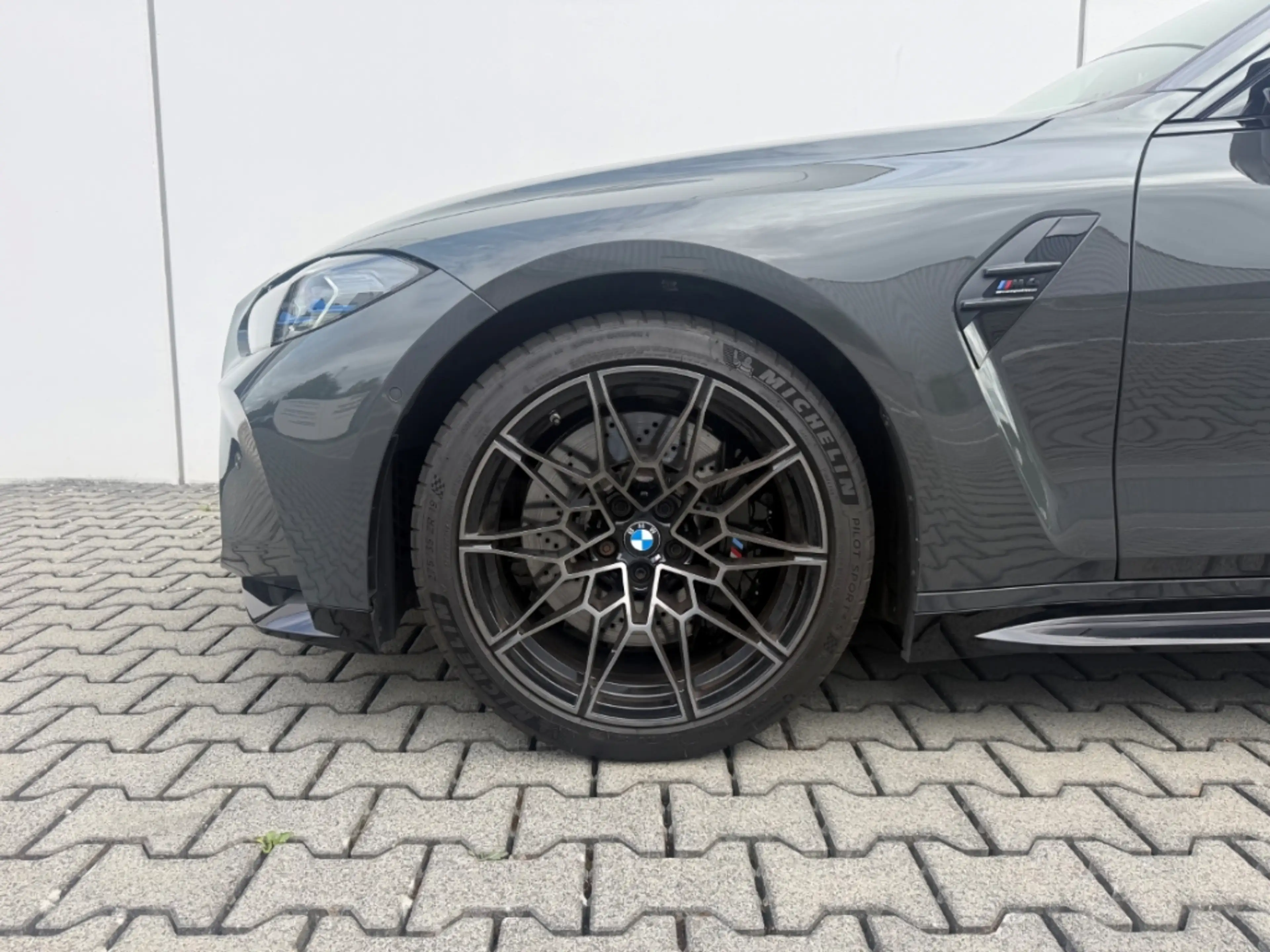 BMW M4 Competition xDrive A M HUD AD Navi Leder Digitales — photo 13
