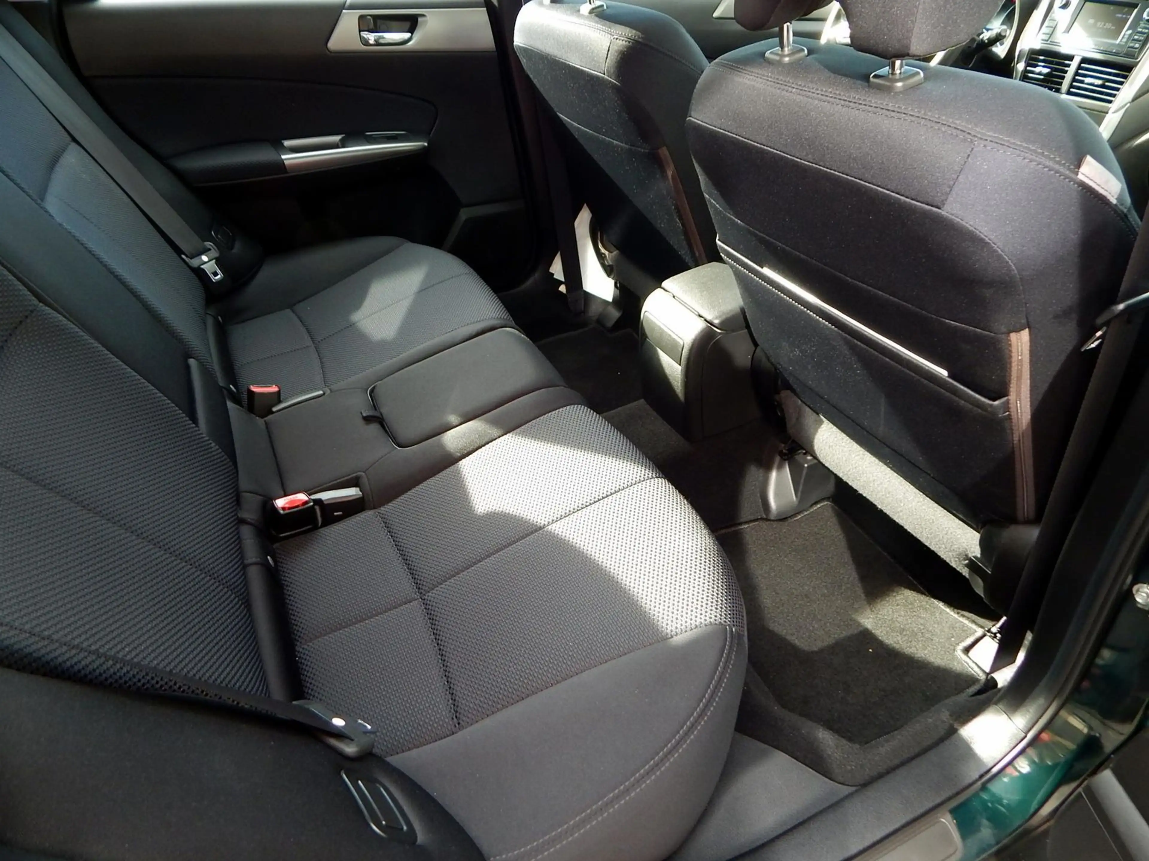 Subaru Forester Comfort 2.0 AWD / KLIMAAUT. / AHZV — photo 7