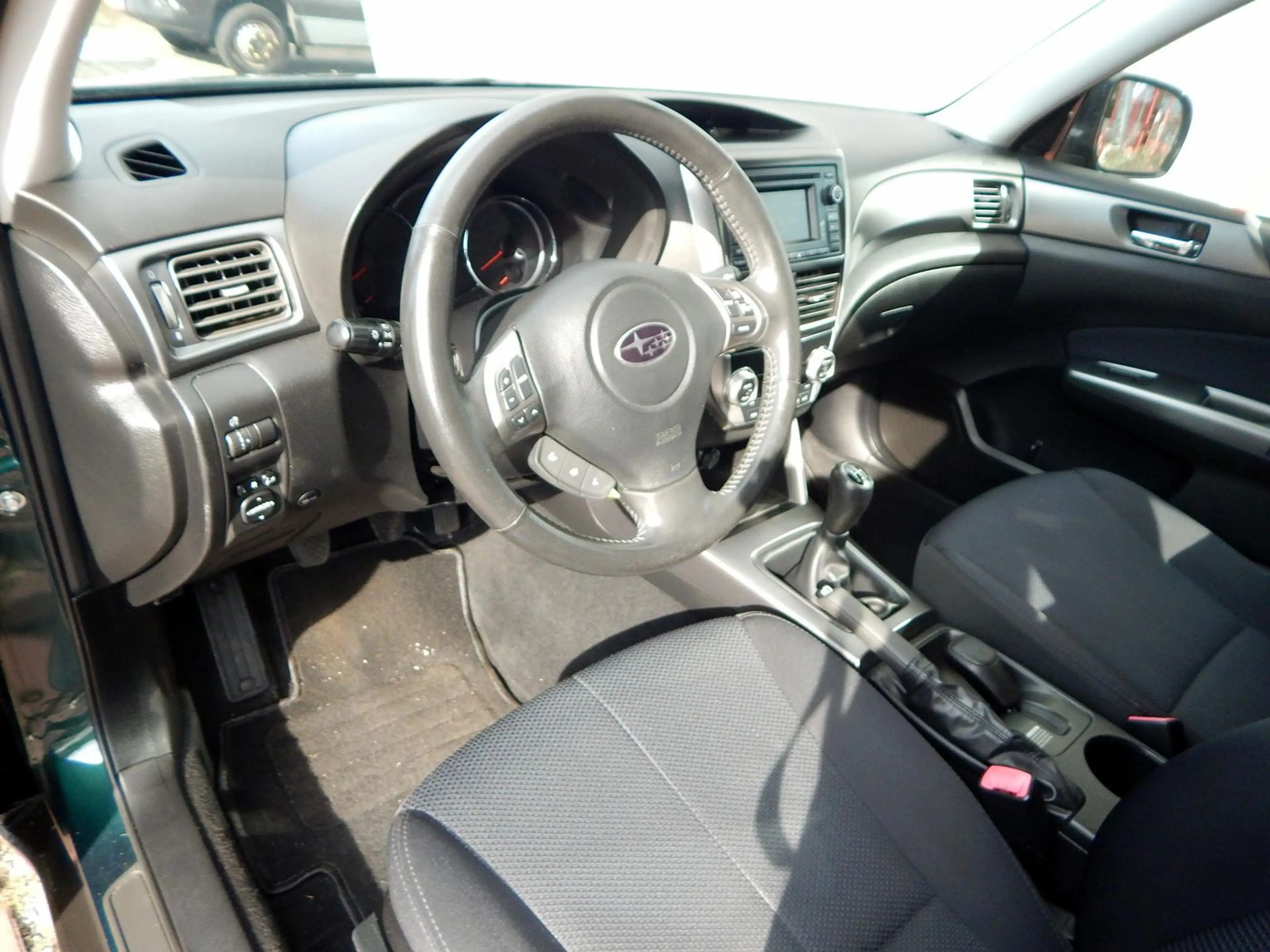 Subaru Forester Comfort 2.0 AWD / KLIMAAUT. / AHZV — photo 10