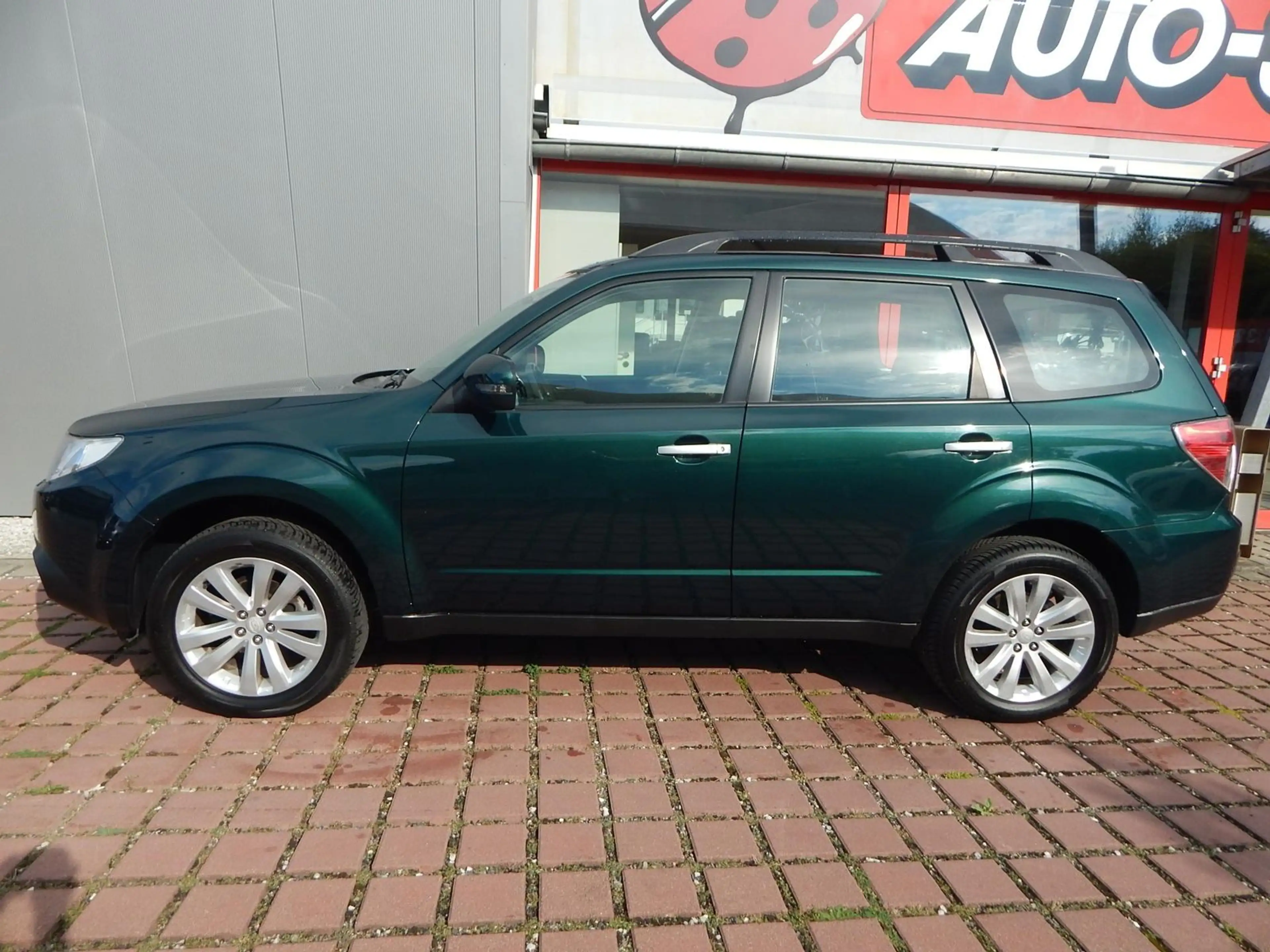Subaru Forester Comfort 2.0 AWD / KLIMAAUT. / AHZV — photo 15