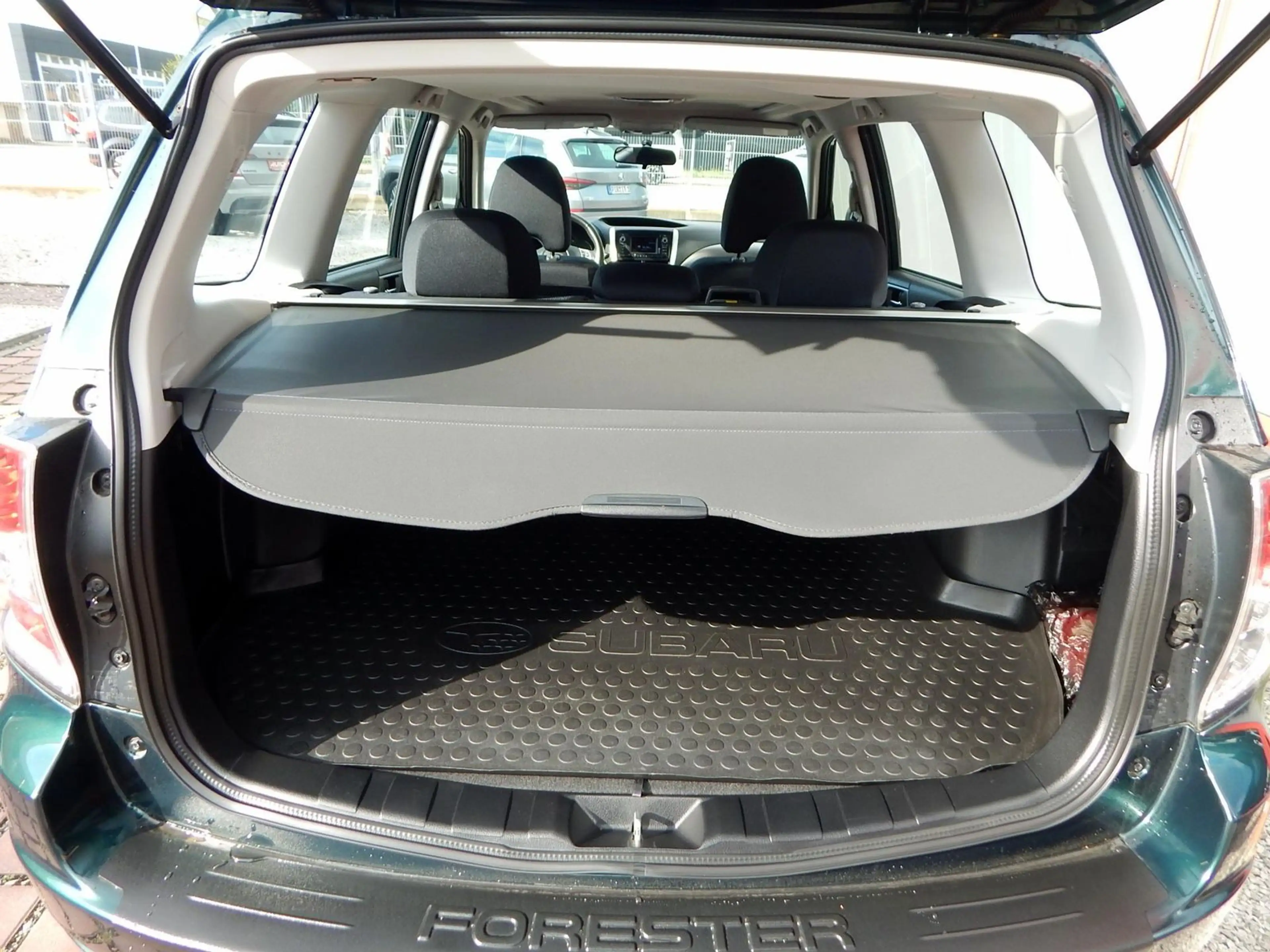 Subaru Forester Comfort 2.0 AWD / KLIMAAUT. / AHZV — photo 8