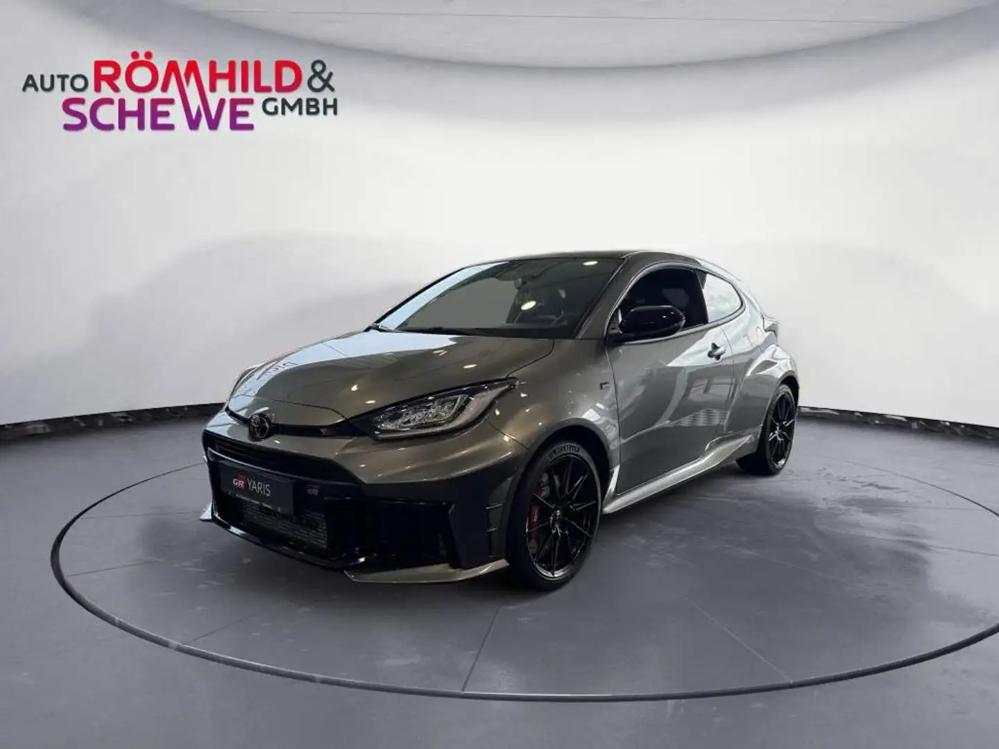 Toyota Yaris GR Automatik (XPA1) Zilver - 1