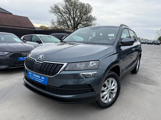 Skoda Karoq 1.0 TSI 115PK NAVIGATIE CAMERA CARPLAY BLUETOOTH PDC