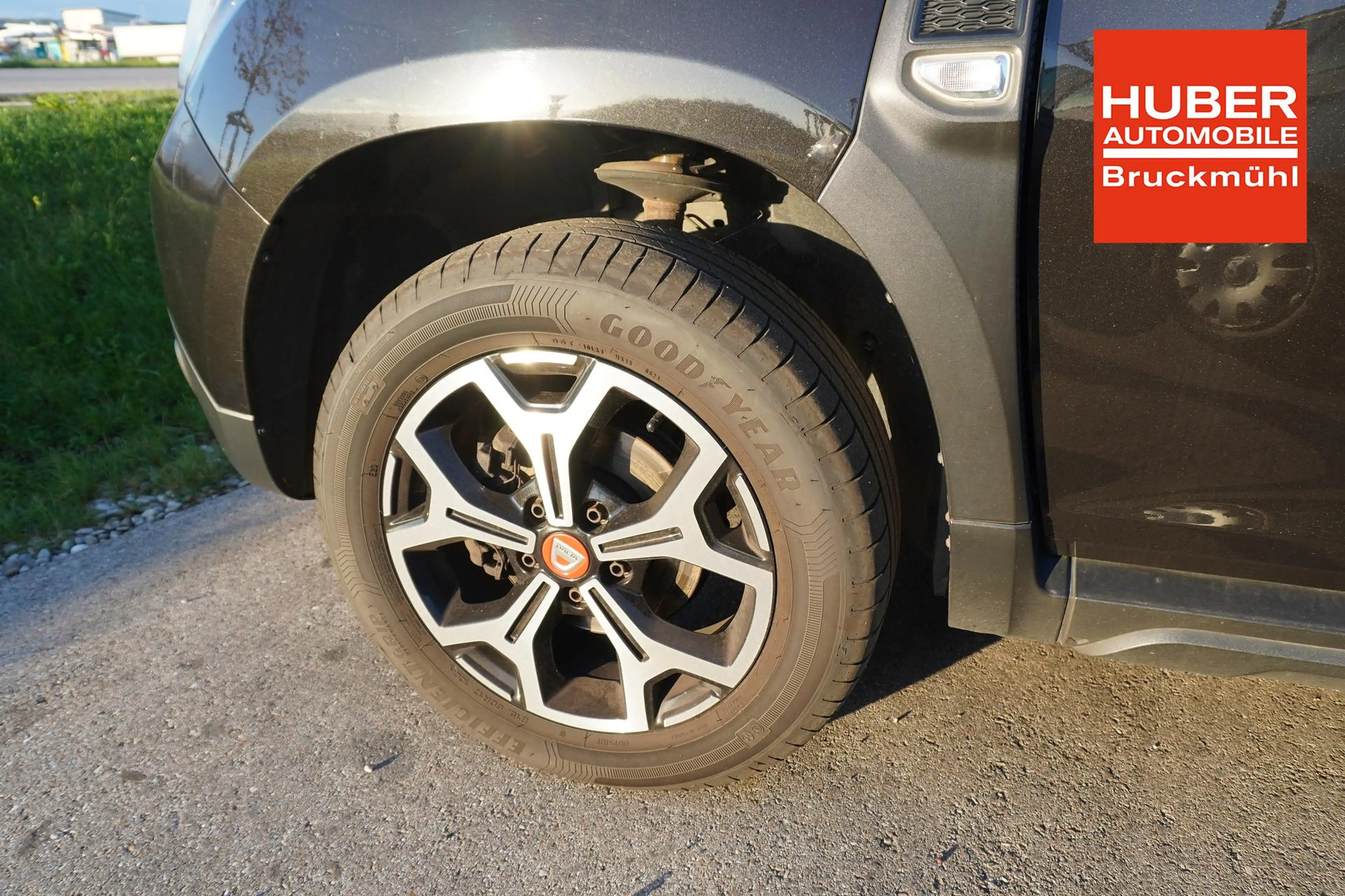 Dacia Duster 1.3l 96kW TCE KAT Comfort 4WD 96 kW (131 PS), S... — photo 6
