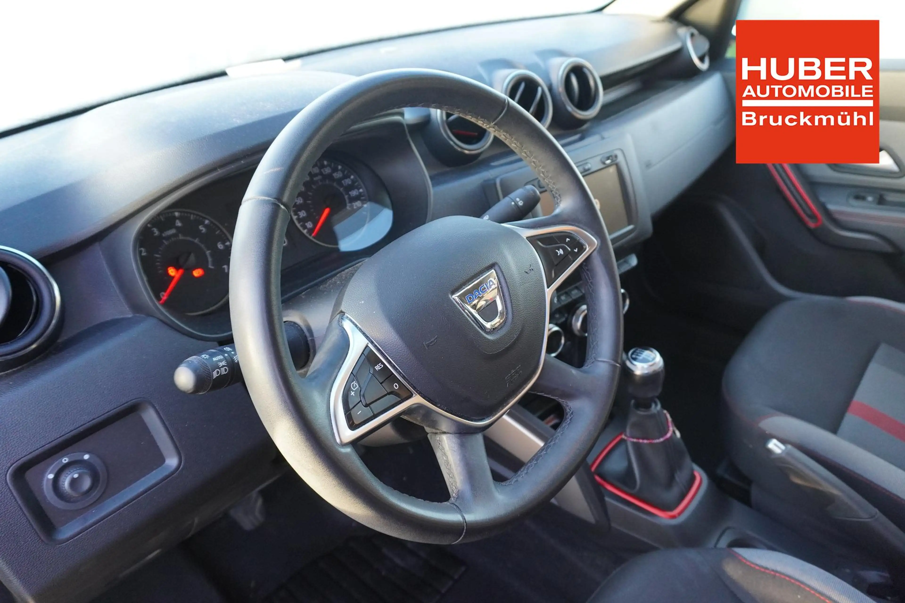 Dacia Duster 1.3l 96kW TCE KAT Comfort 4WD 96 kW (131 PS), S... — photo 9