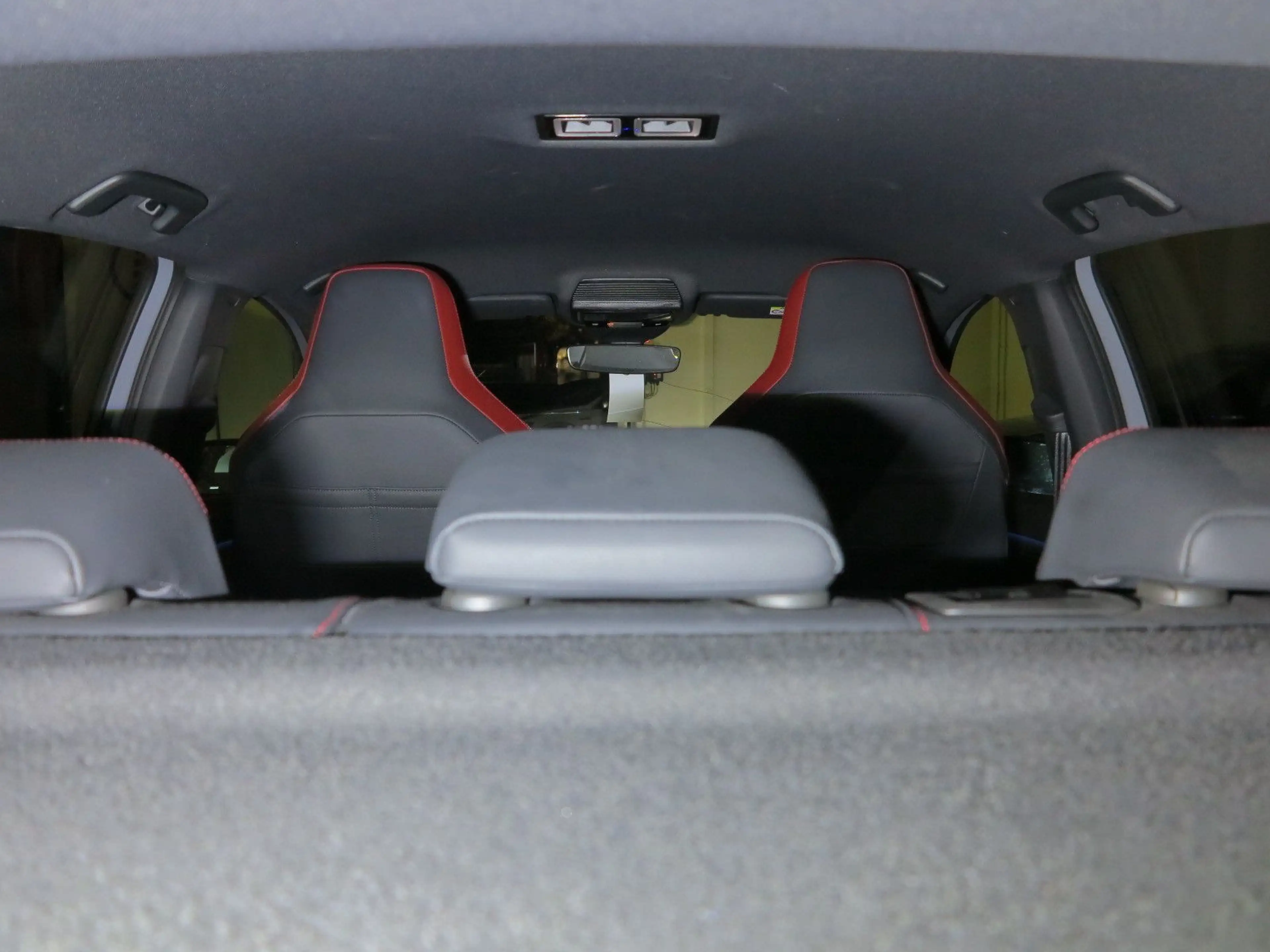 Volkswagen Golf VIII GTI 2.0 TSI OPF DSG7 Navi ACC DAB LM18 — photo 14