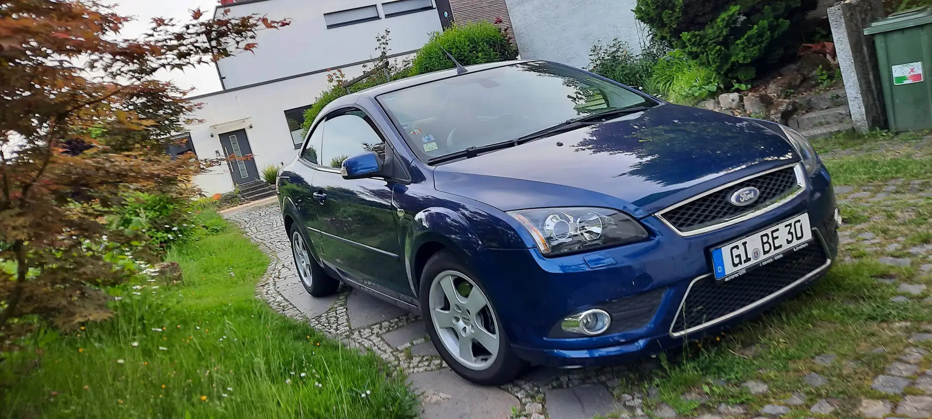 Ford Focus CC Focus Coupe-Cabriolet 2.0 16V Titanium Blau - 1