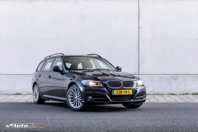 BMW 335 3-serie Touring 335xi