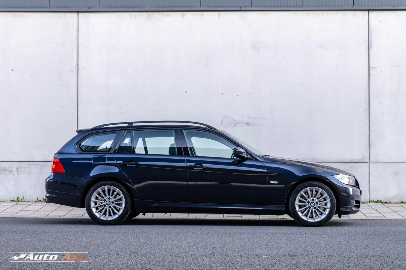 BMW 335 3-serie Touring 335xi Bleu - 2