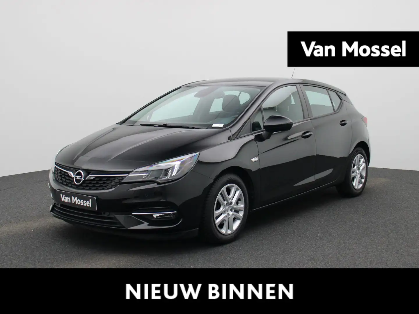 Opel Astra 1.2 Edition | ACHTERUITRIJCAMERA | APPLE CARPLAY - Zwart - 1