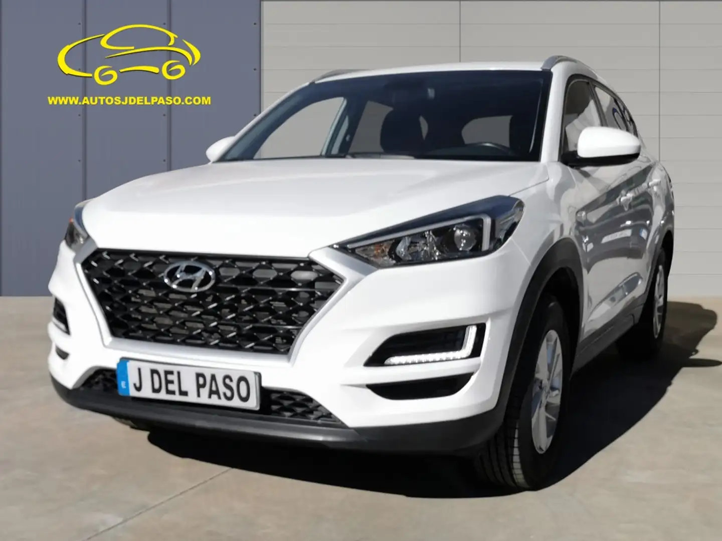 Hyundai TUCSON 1.6 GDI BD Essence 4x2 131 Blanc - 1